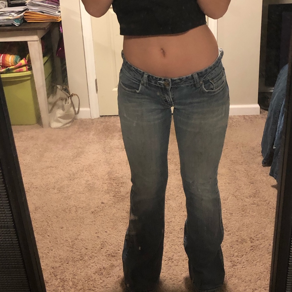 American Eagle low rise jeans